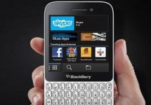  BlackBerry      Q5  QWERTY-