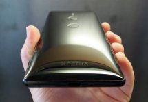 Sony Xperia XZ3:   