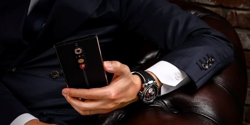 5 самых элитных смартфонов последних лет, которые поражают