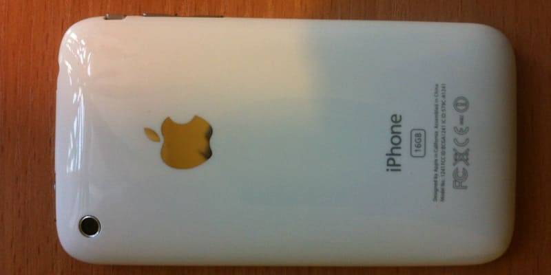   iPhone 3G     