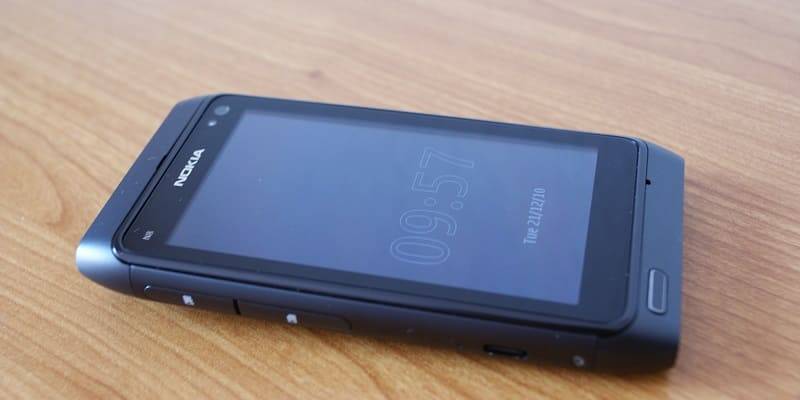   Nokia N8:  
