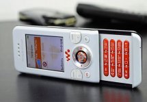 Sony Ericsson W580i:  