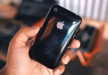 Apple iPhone 3GS:  