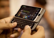 HTC Desire Z:  