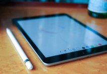    iPad:   