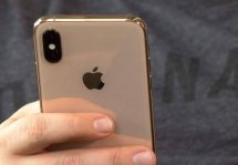 Apple iPhone:   