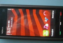   Nokia 5228: 