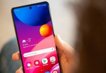 Super AMOLED Plus:   ,  