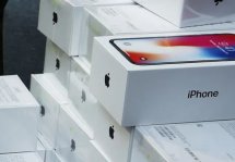     iPhone   :   