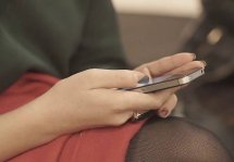 Как в iPhone 4 музыку поставить на звонок