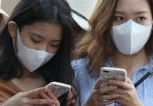 Коронавирус станет причиной падения поставок смартфонов, уверены аналитики