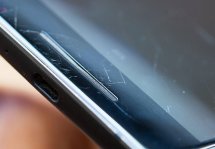 Стали известны факторы, повреждающие экраны смартфонов, и меры противодействия им