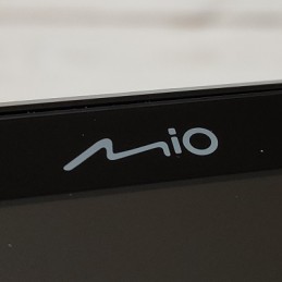 Mio MiVue i150: обзор автомобильного видеорегистратора-антирадара