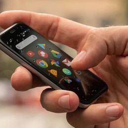 Назад к миниатюрности: Pebble намерен представить компактный флагманский смартфон