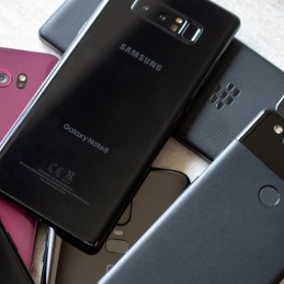 Samsung вернула себе лидерство на глобальном рынке смартфонов на фоне спада