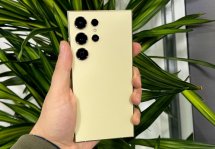 У какого смартфона выше автономность: у флагмана или бюджетника?