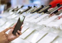 Когда выгоднее всего покупать смартфон