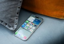Профессор рассказал, почему не стоит заряжать смартфон под подушкой или одеялом