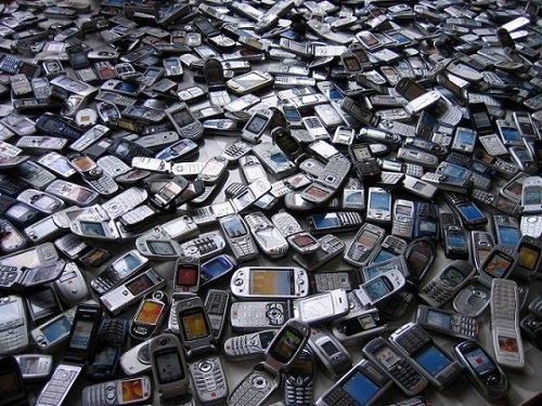Много смартфонов