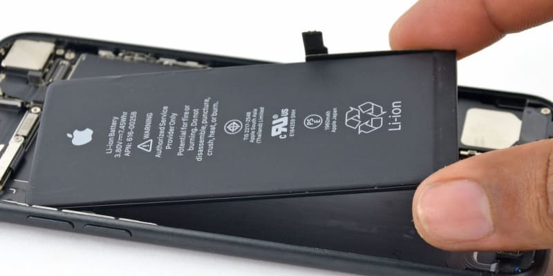 Батарея айфона