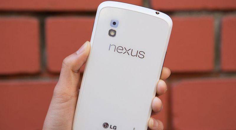 Представлен белый Nexus 4