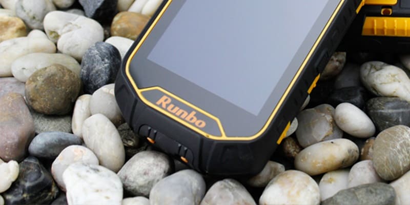 Компания Runbo: мобильники для ценителей активного образа жизни