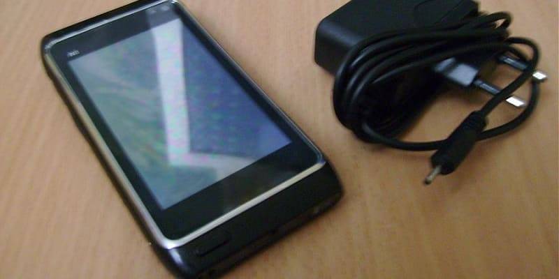    Nokia N8: 