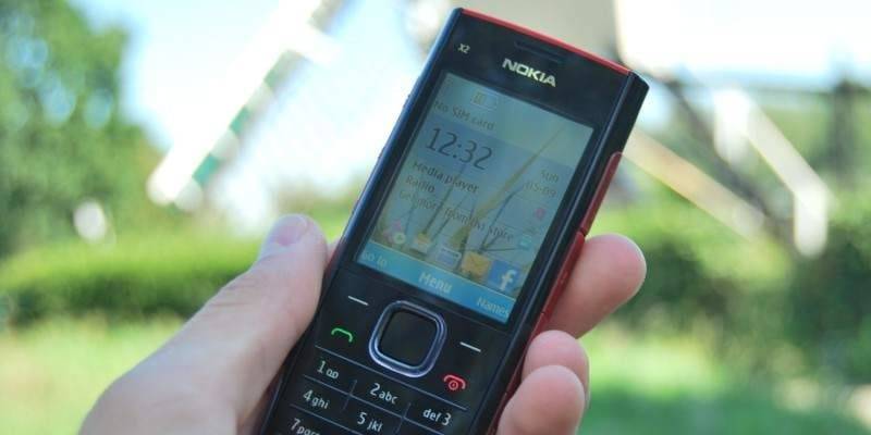        Nokia X2