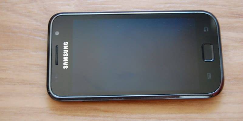  Samsung Galaxy S -  