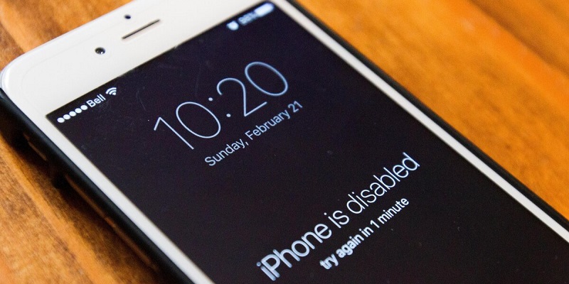 iPhone в России могут заблокировать в связи с санкциями, предупреждают эксперты