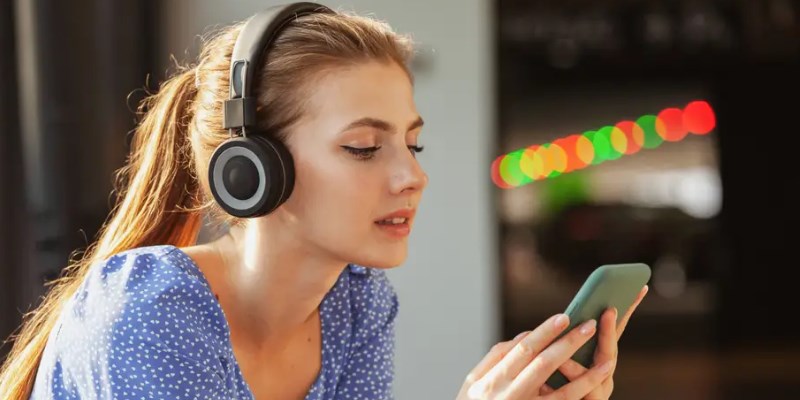 ТОП-10 приложений 2022 года для прослушивания музыки на Android и iPhone