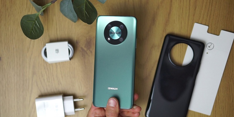 ТОП-4 лучших смартфонов Huawei 2023 года до 30000 рублей