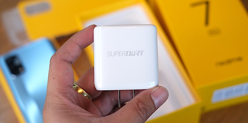 Realme Dart Flash Charging, SuperDart Flash Charging, UltraDart Flash Charging: фирменные технологии быстрой зарядки