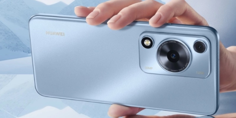 ТОП-5 лучших смартфонов Huawei 2025 года до 30000 рублей