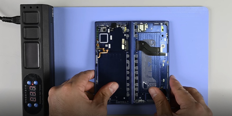 iFixit: ремонт складного флагмана Samsung Galaxy Z Fold 7 — настоящий кошмар!