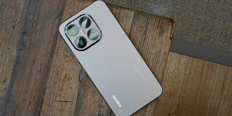 Анонсирован флагманский смартфон Xiaomi 15T: экран 6,83 дюйма — рекорд бренда