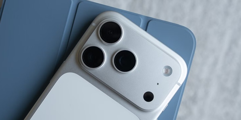 Инсайдеры утверждают, что Pro-версии iPhone 18 оснастят камерой с переменной диафрагмой